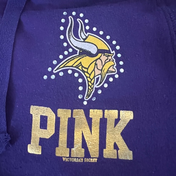 Purple Minnesota Vikings Victoria’s Secret Zip-Up Hooded Sweatshirt Size Small - Picture 4 of 4